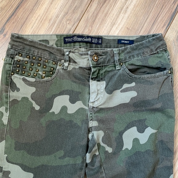 Zara Camouflage with golden beads skinny pants - Picture 2 of 5